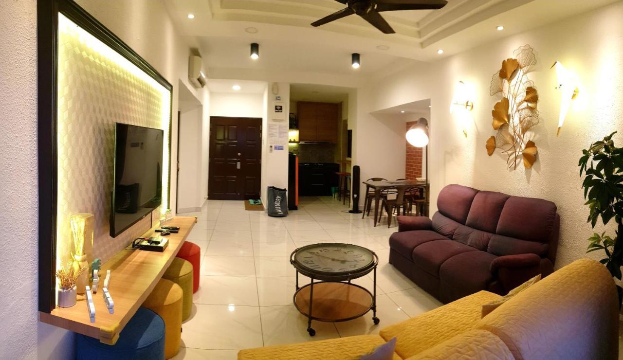 Sri Sayang By Coral Holiday Resort บาตูเฟอริงกี ภายนอก รูปภาพ