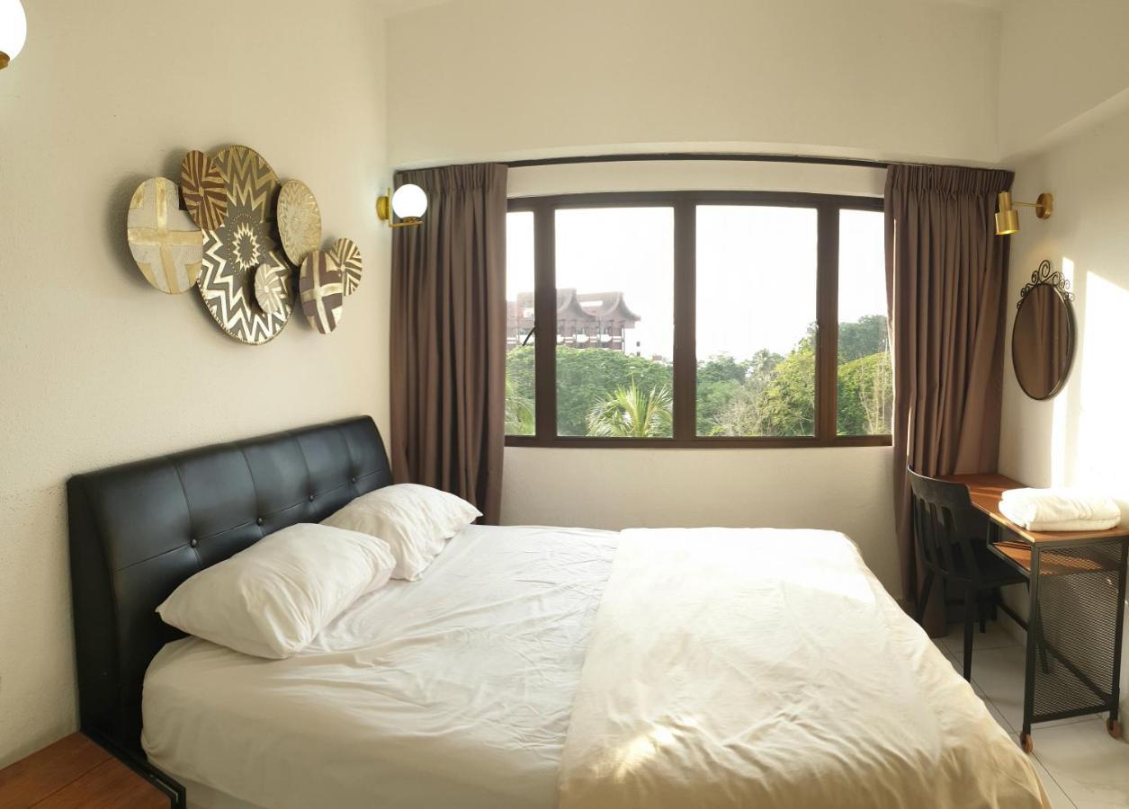 Sri Sayang By Coral Holiday Resort บาตูเฟอริงกี ภายนอก รูปภาพ